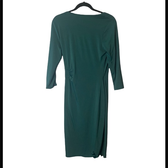 Venus dress - Picture 2 of 3